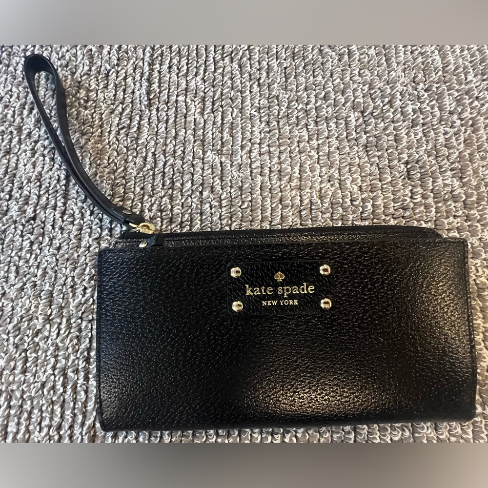 Kate Spade Layton Black Pebbled Leather Wristlet